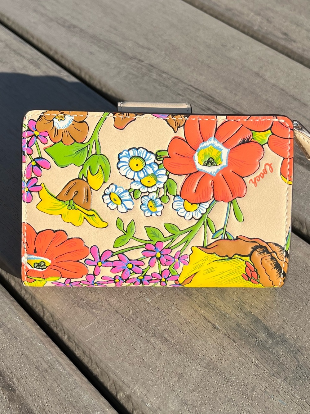Coach; Limited Edition; Cream/Ivory & Multicolor Floral; Zip Wallet; 3.5x5in NWT - Picture 2 of 12